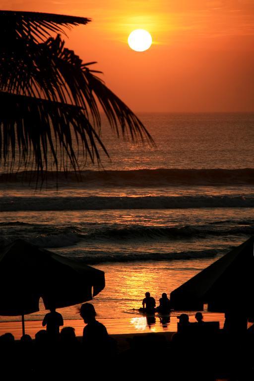 Legian Beach Villas Екстериор снимка
